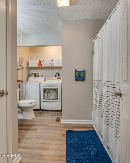 Photo #16: 140 Sunrise Meadows Ct. 