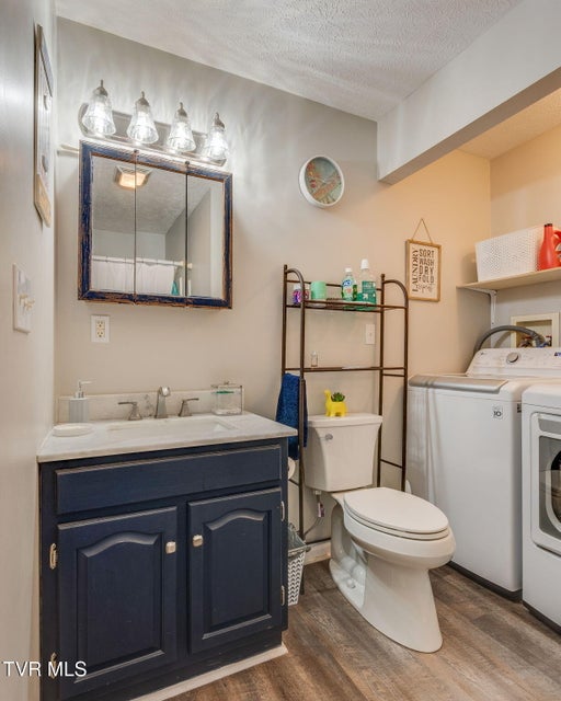 Photo #17: 140 Sunrise Meadows Ct. 