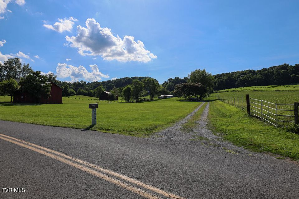 Photo #9: 269 Oklahoma Road