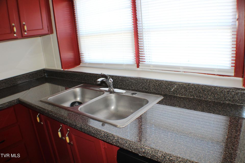 Photo #18: 2133 Stadium Drive