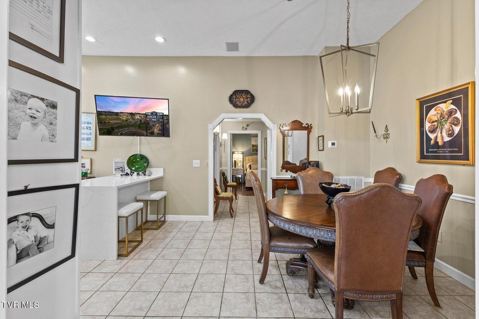 Photo #13: 414 Roan Street