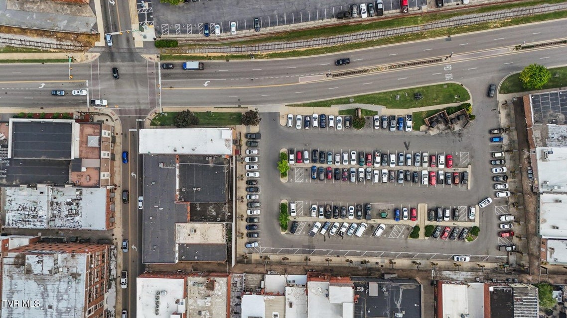 Photo #26: 414 Roan Street