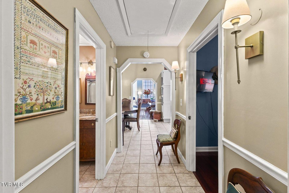 Photo #17: 414 Roan Street