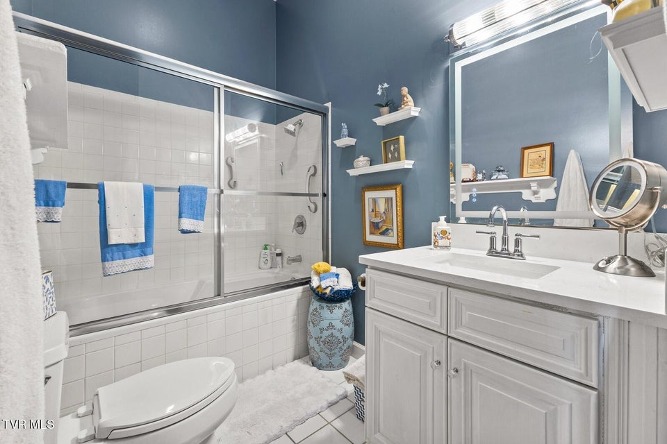 Photo #20: 414 Roan Street