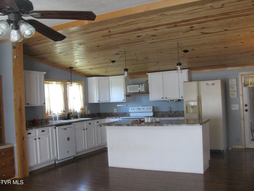 Photo #10: 181 Bowers Road