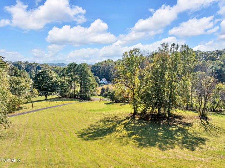 Photo #54: 1080 Hidden Valley Road