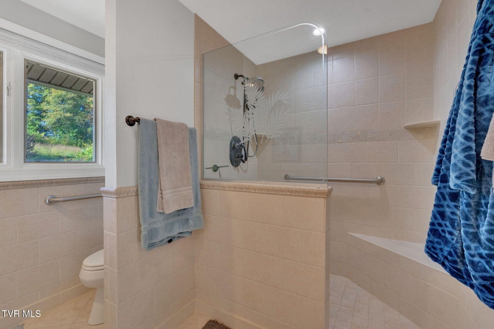 Photo #28: 1080 Hidden Valley Road