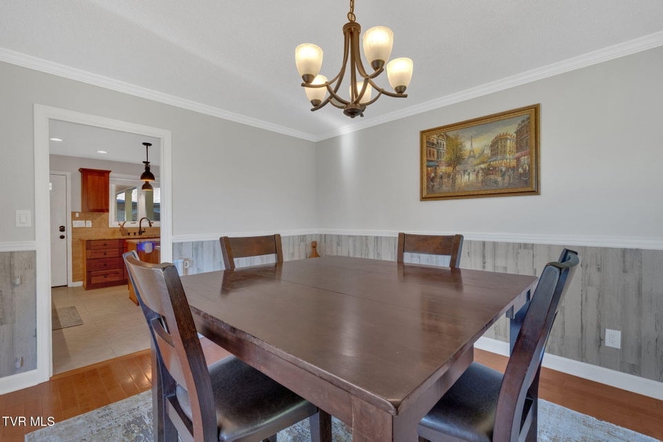 Photo #17: 1080 Hidden Valley Road