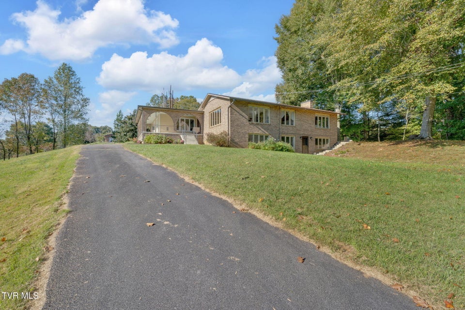 Photo #6: 1080 Hidden Valley Road