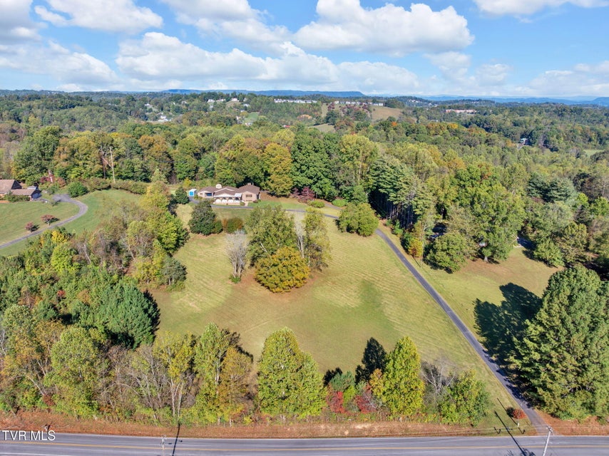 Photo #49: 1080 Hidden Valley Road