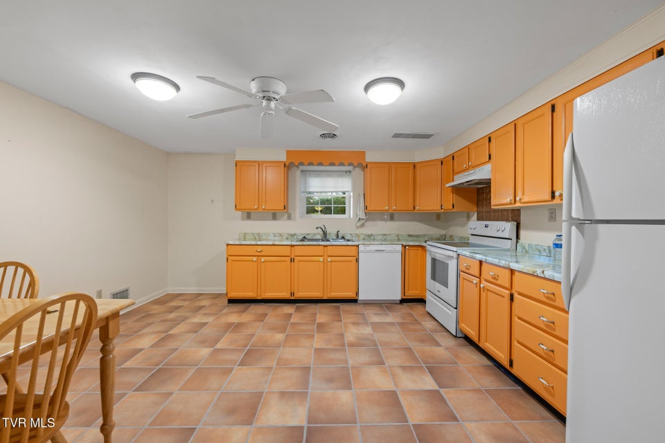 Photo #24: 645 Elmwood Road