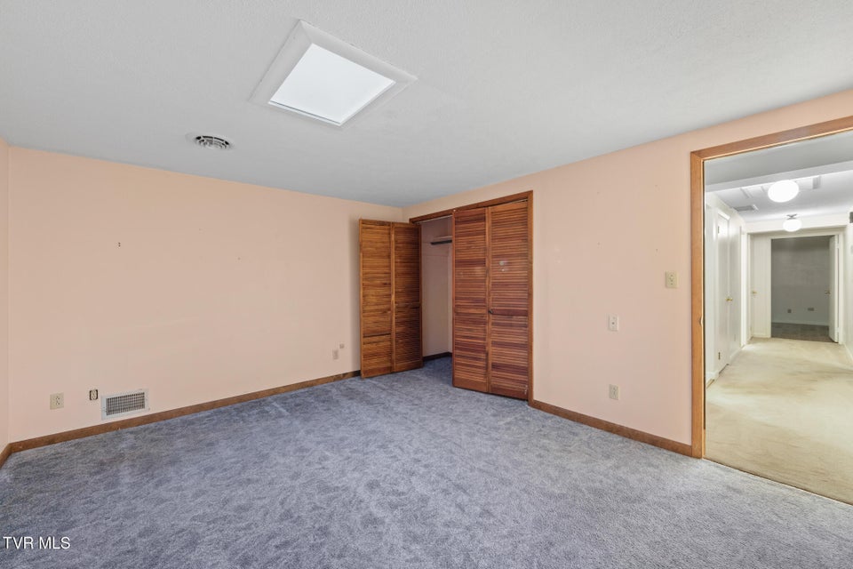 Photo #31: 645 Elmwood Road