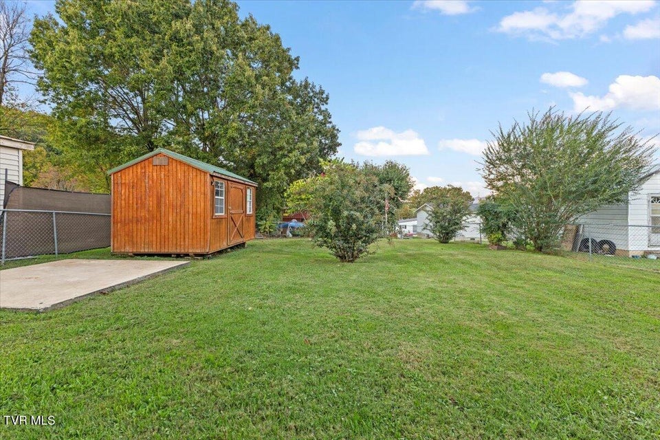 Photo #17: 904 Mcarthur Street