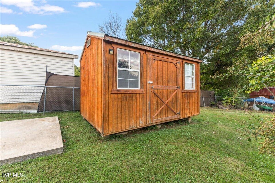 Photo #19: 904 Mcarthur Street