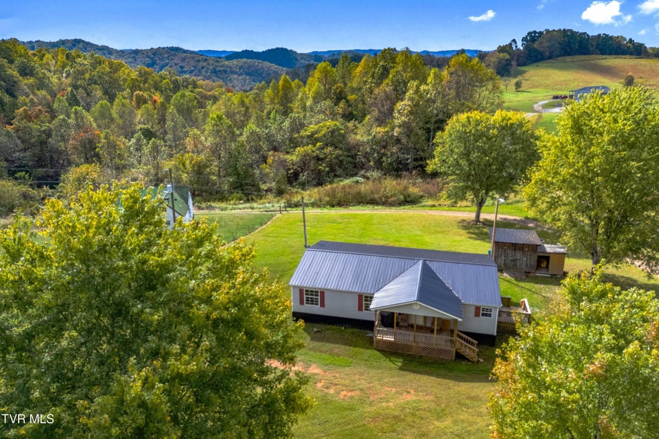 Photo #2: 2973 Chinquipin Road