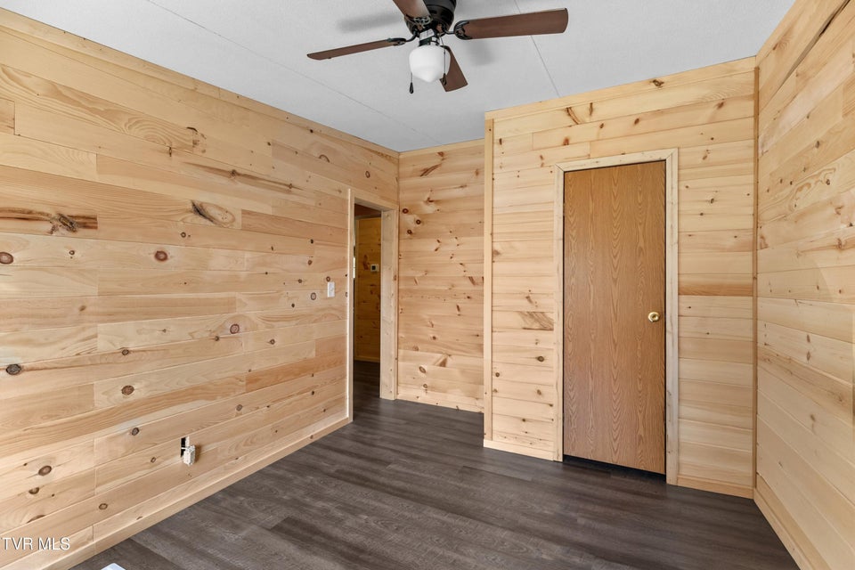 Photo #18: 2973 Chinquipin Road