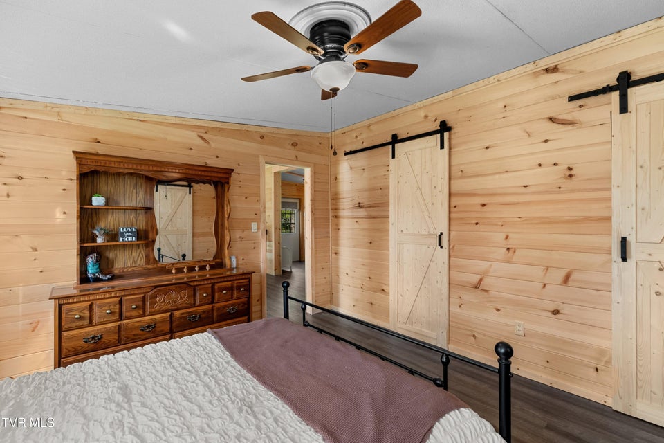 Photo #5: 2973 Chinquipin Road