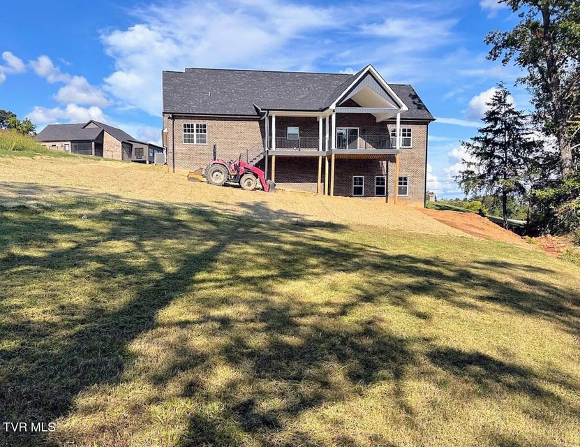 Photo #32: 531 Meadowcrest Lane