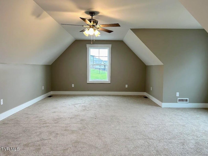 Photo #22: 531 Meadowcrest Lane