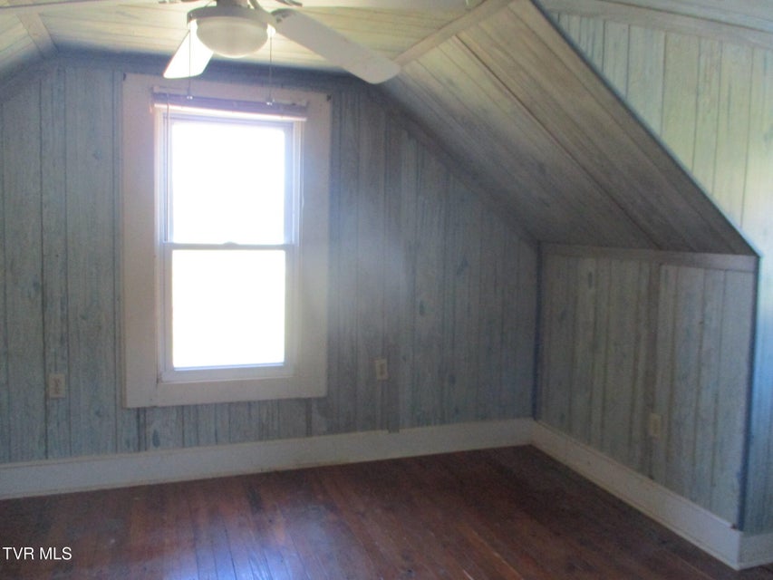 Photo #8: 16727 Highlands Parkway