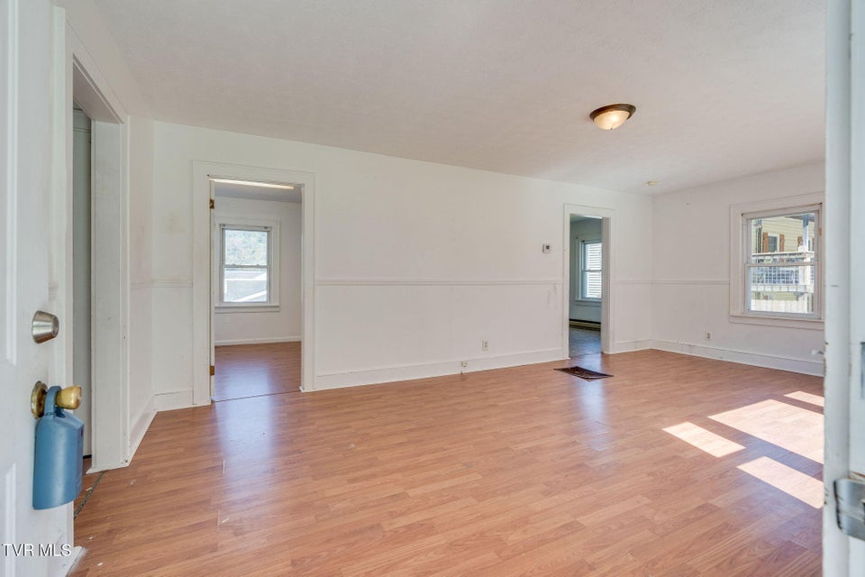 Photo #4: 1227 Broad Street