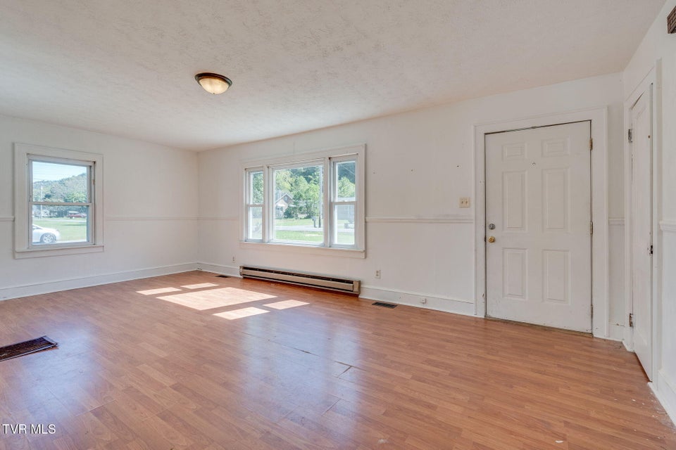 Photo #5: 1227 Broad Street