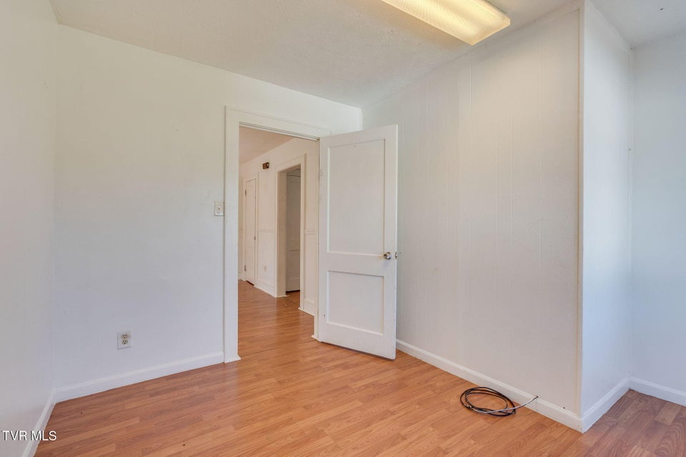 Photo #11: 1227 Broad Street