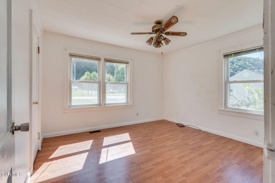 Photo #12: 1227 Broad Street