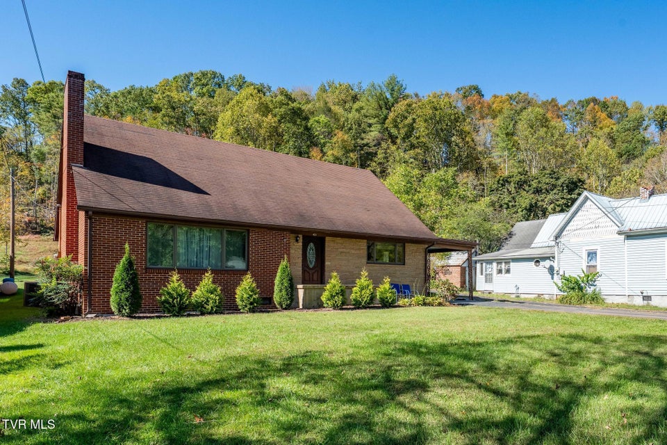 Photo #2: 401 Church Street