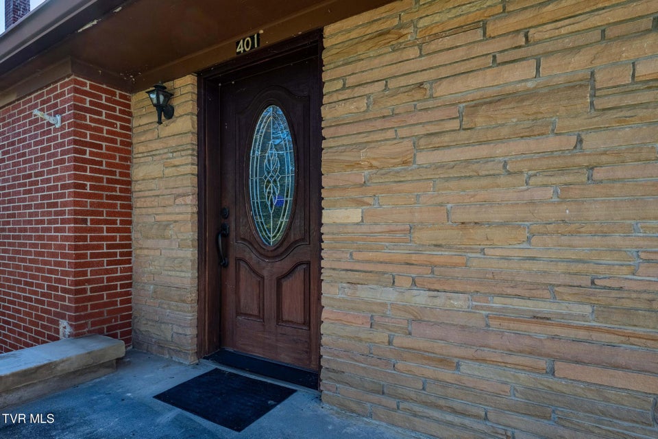 Photo #6: 401 Church Street