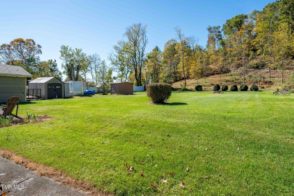 Photo #9: 401 Church Street