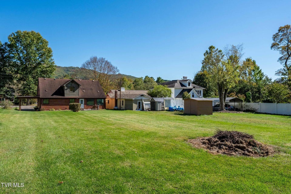 Photo #19: 401 Church Street