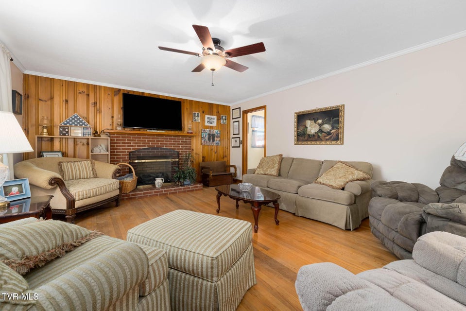 Photo #25: 401 Church Street