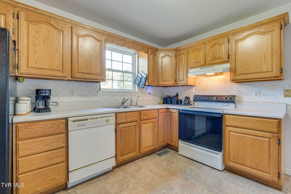 Photo #13: 705 Keller Road