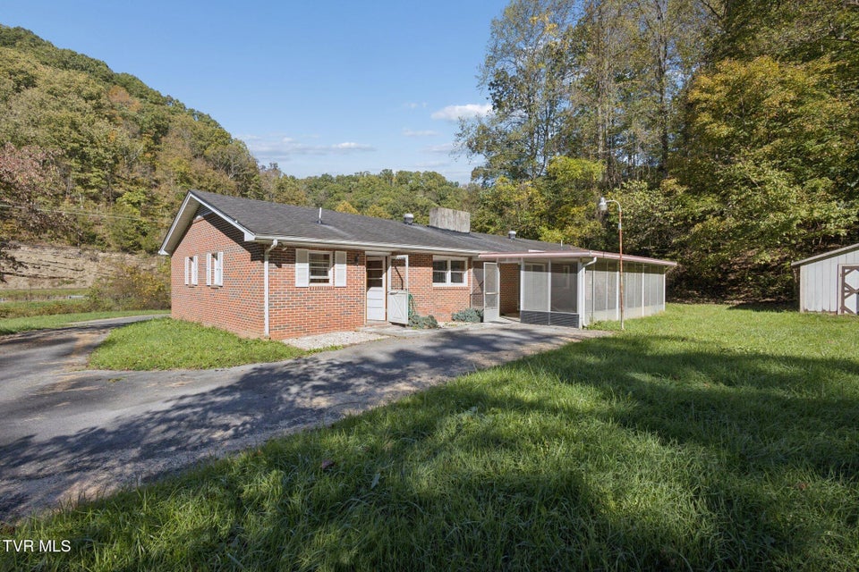 Photo #4: 21466 Us Highway 58 