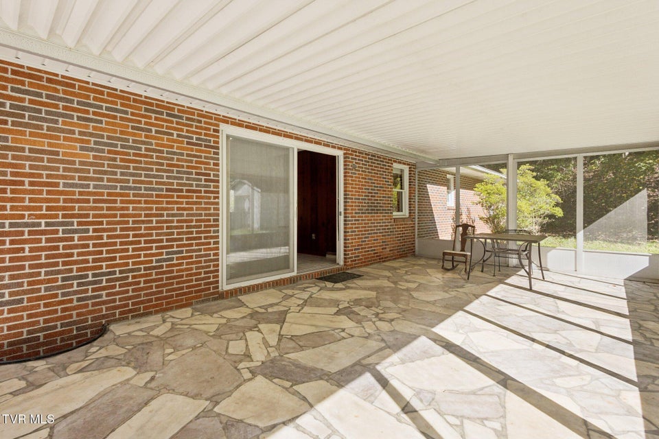 Photo #35: 21466 Us Highway 58 