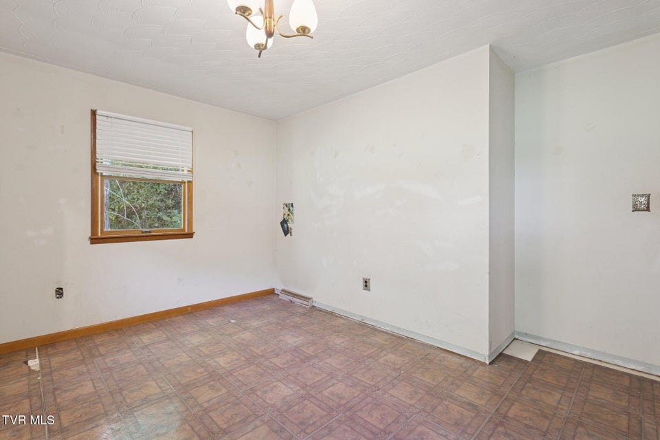 Photo #44: 21466 Us Highway 58 