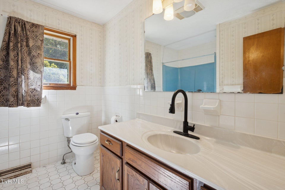 Photo #34: 21466 Us Highway 58 