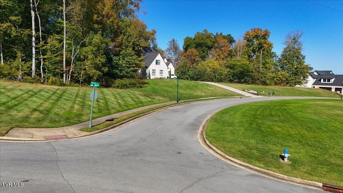Photo #3: 1128 Hawk Nest Court