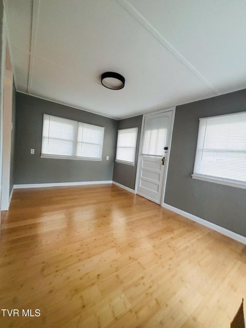 Photo #6: 405 Virginia Avenue