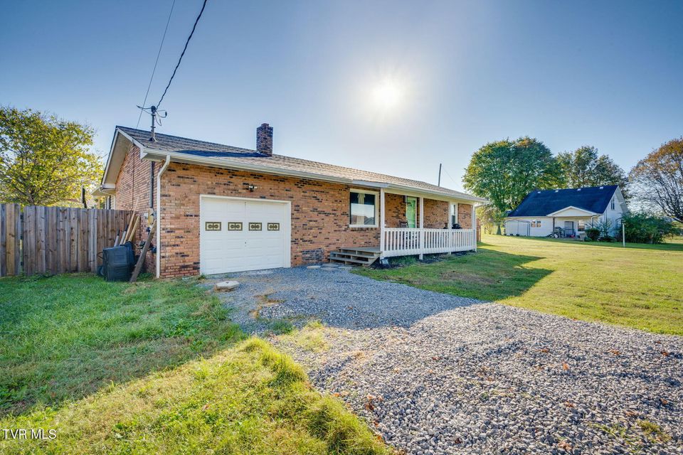 Photo #2: 105 Hedge Drive