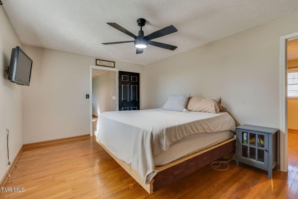 Photo #14: 105 Hedge Drive