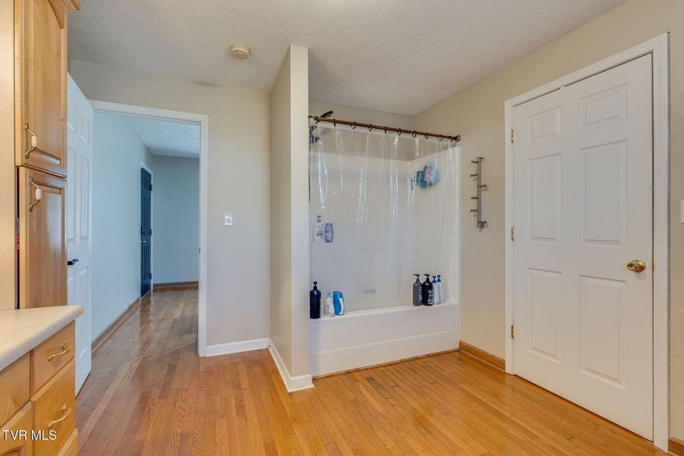 Photo #16: 105 Hedge Drive