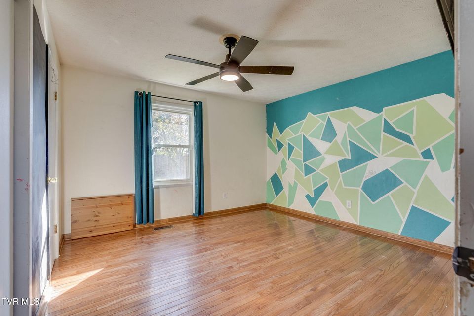 Photo #22: 105 Hedge Drive