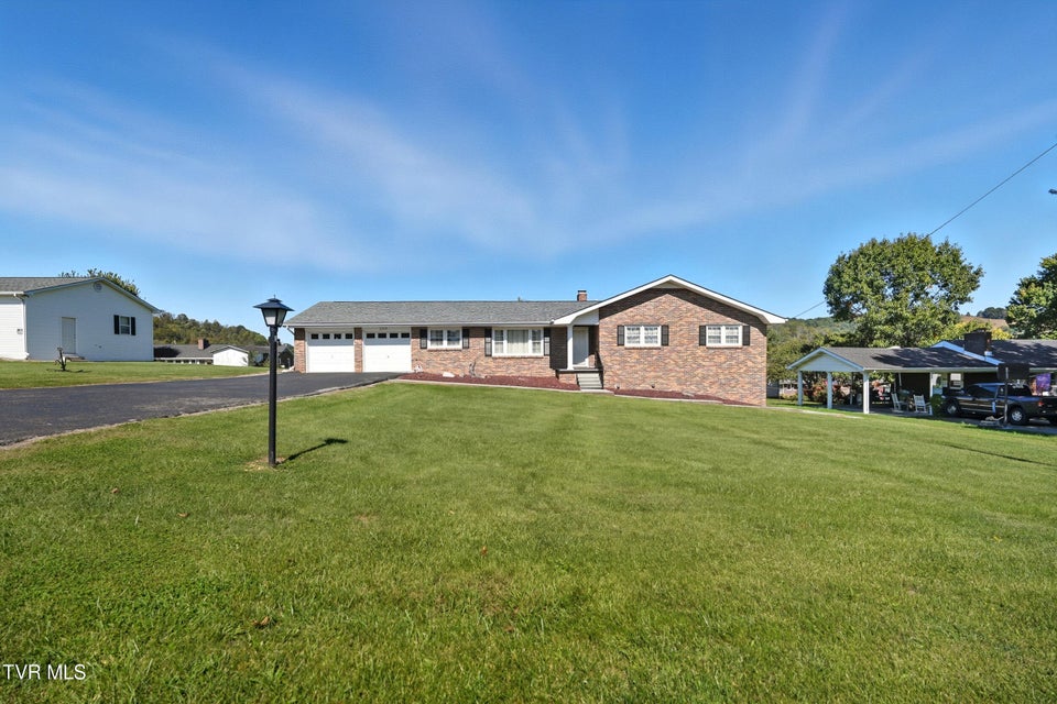 Photo #3: 100 Stone Drive