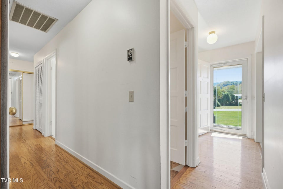 Photo #34: 100 Stone Drive