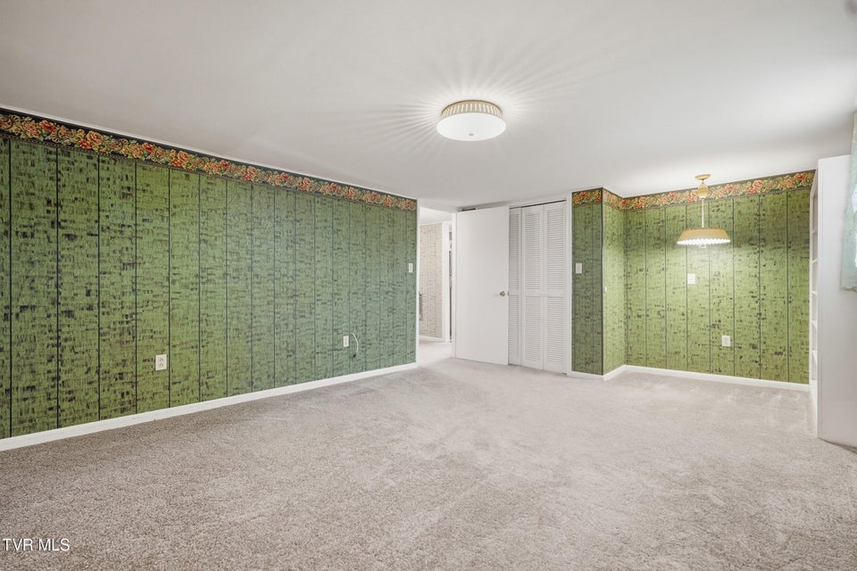 Photo #36: 100 Stone Drive