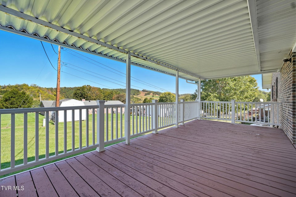 Photo #5: 100 Stone Drive