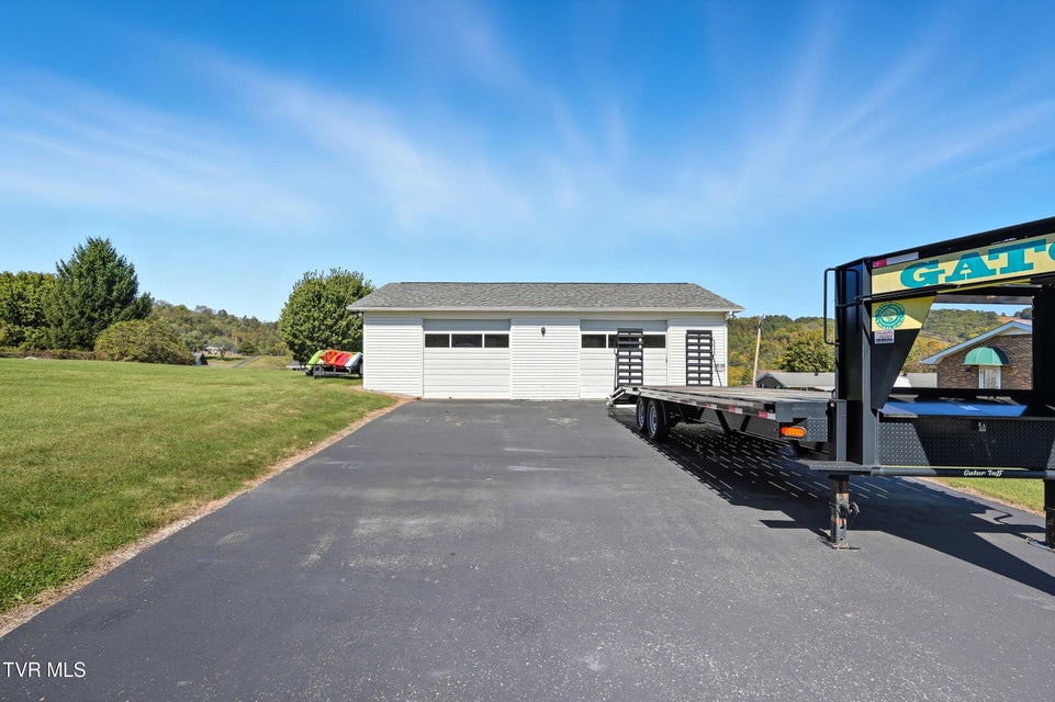 Photo #23: 100 Stone Drive