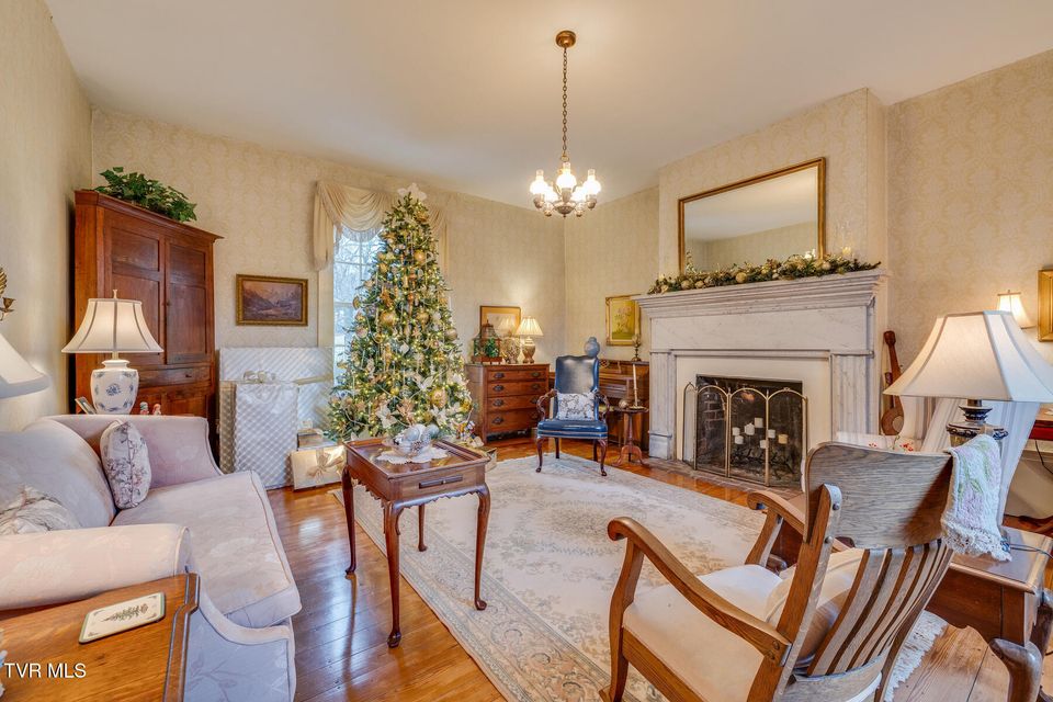 Photo #2: 1549 Highway 126 